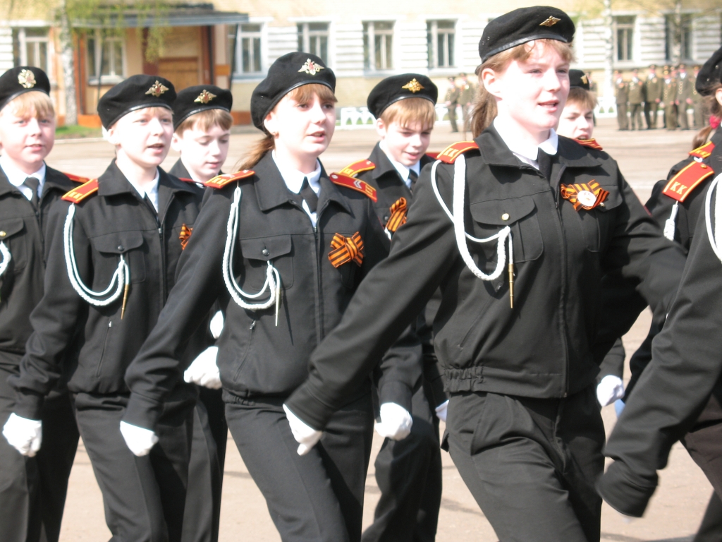 Кадетский класс форма. Форма кадетов. Форма кадетов для девочек. Девушки кадеты. Кадетский корпус форма для девочек.